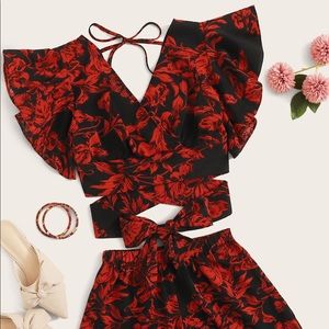 Floral Print Tie Back Top with Shorts
